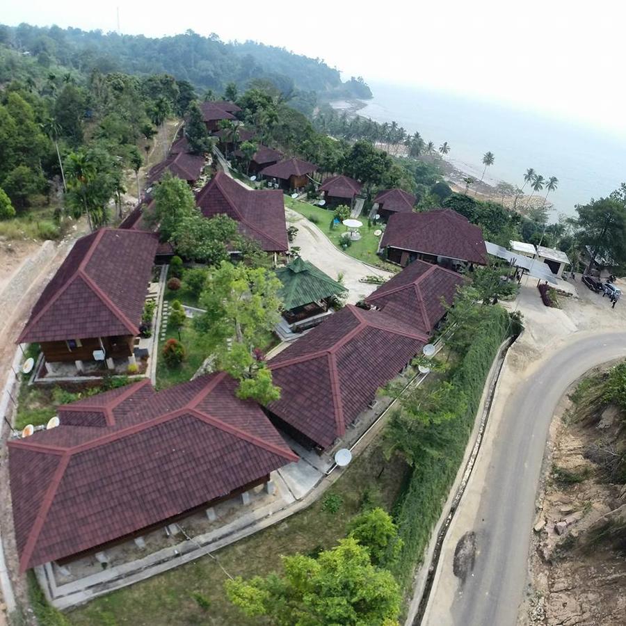 Langkisau Resort Hotel & Restaurant Padang  Exterior photo